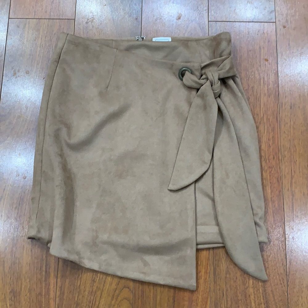 Lisa & Lucy Faux Suede Skirt Size Small